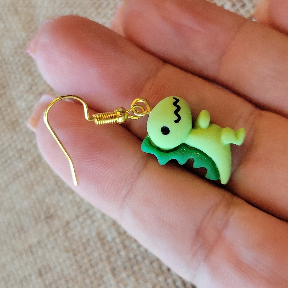 Fun T-Rex Dinosaur Dangle Earrings, lightweight - Picture 3 of 4